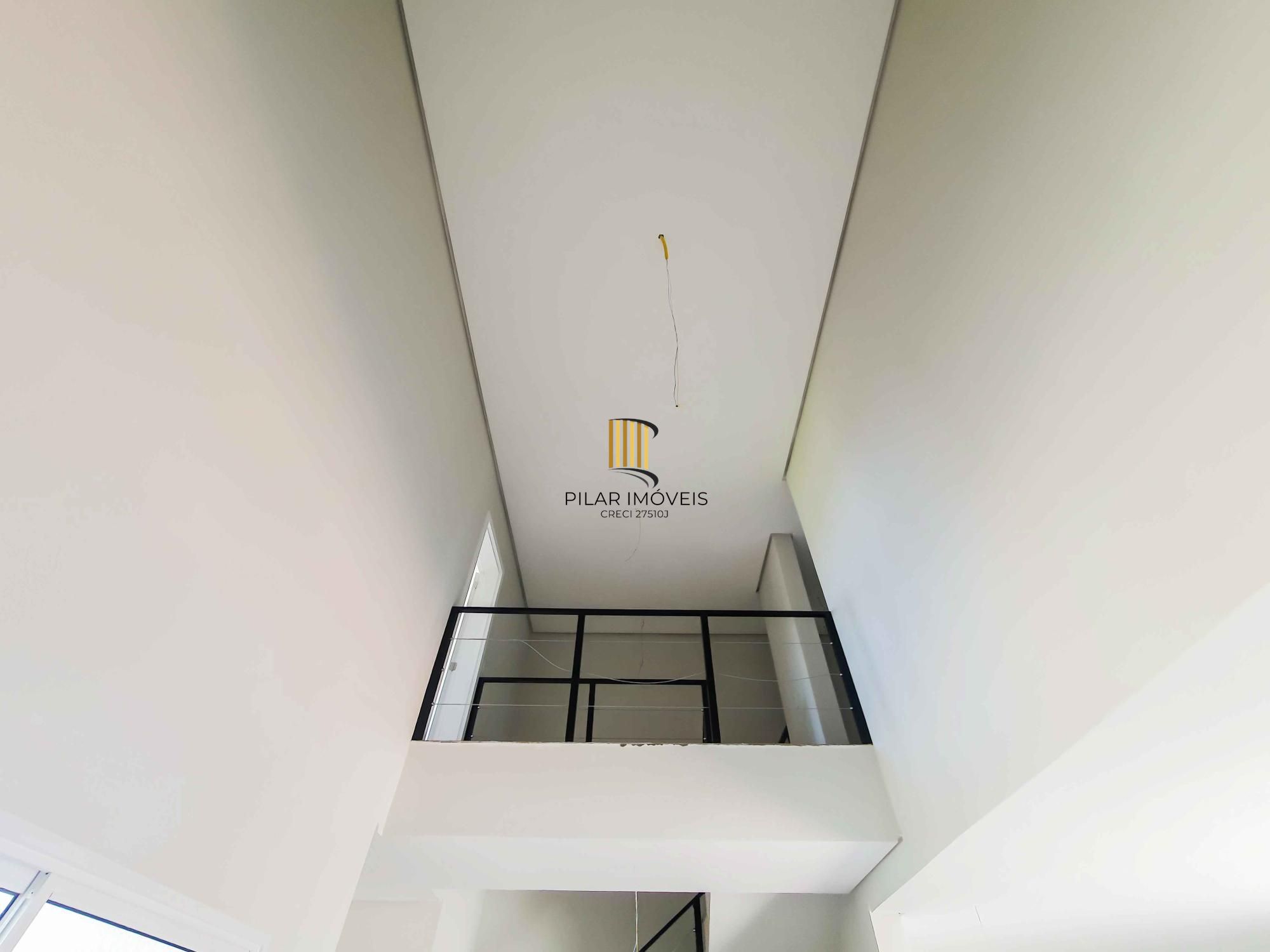 Condomínio Garden, bairro Hípica, 3 dormitórios, 1 suíte, pátio, infra de clube