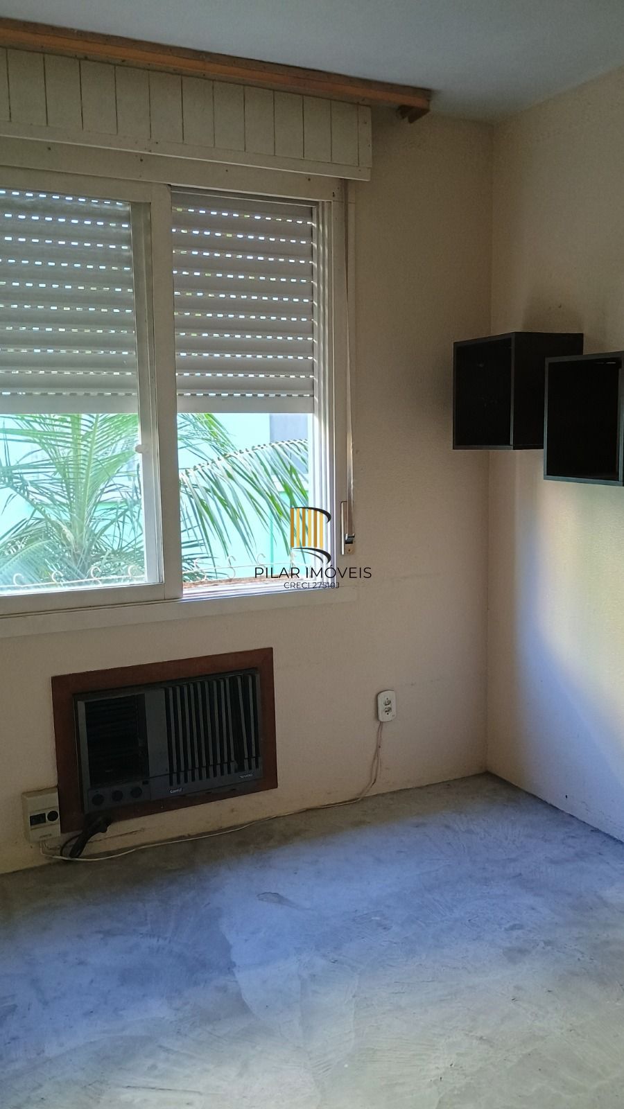 Apartamento 2 dormitórios no Bairro Jardim Carvalho.