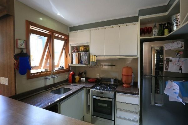 Casa Condominio para Venda - 3 dormitórios, sendo 1 suites, 2 vagas - Tristeza