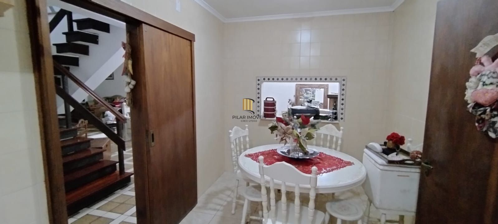 Casa Residencial com vista incrível para o Rio Guaíba no bairro Vila Conceição.