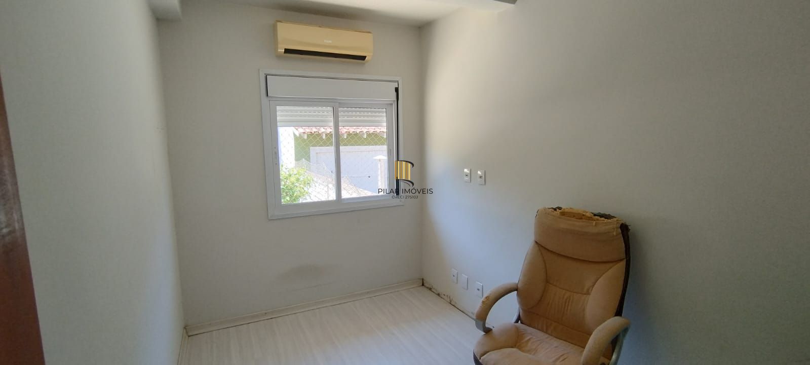 Linda Residência com 3 dormitórios, sendo 1 suíte á venda no Imperial Parque.