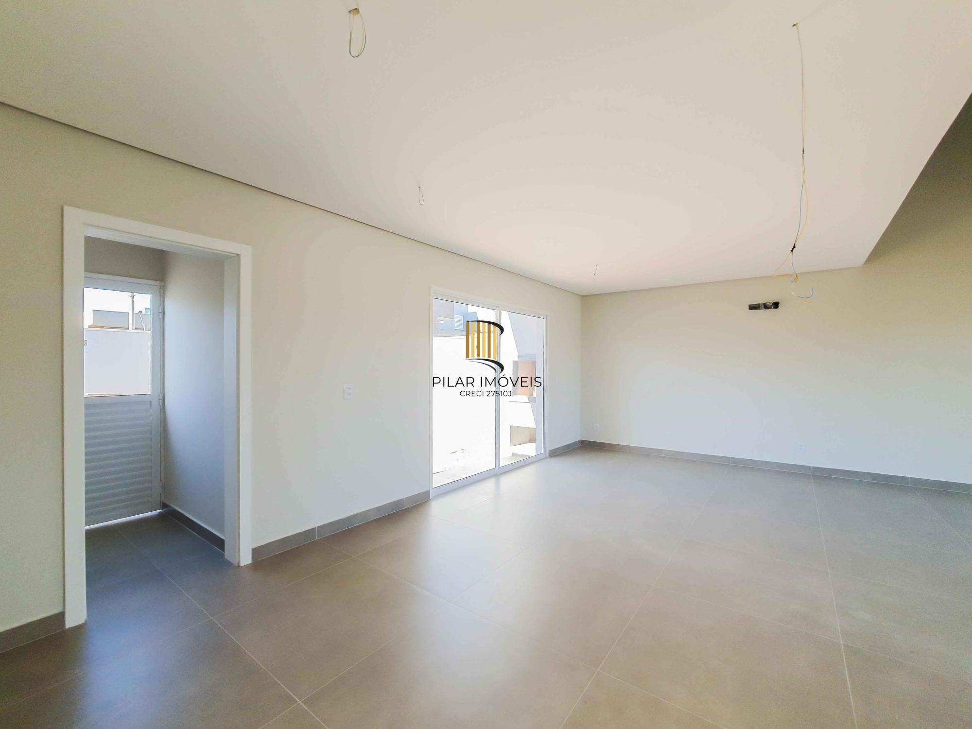 Condomínio Garden, bairro Hípica, 3 dormitórios, 1 suíte, pátio, infra de clube