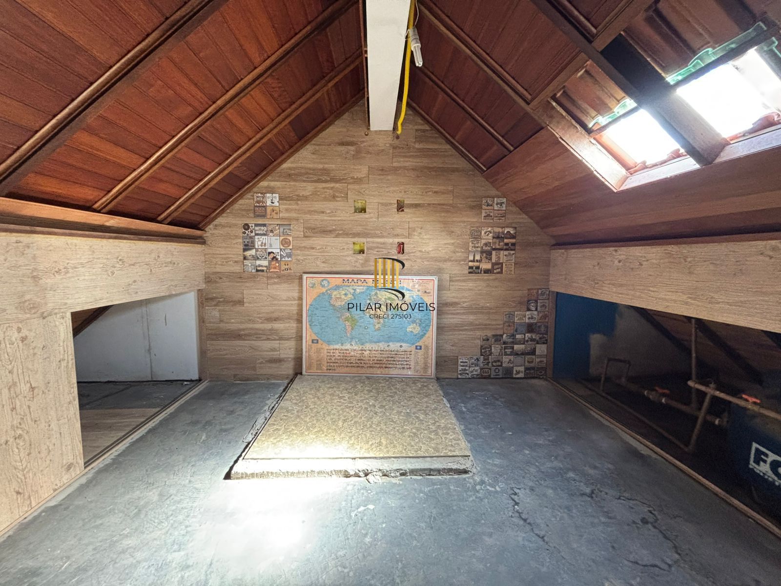 Resodência com 4 dormitórios em condomínio com Energia Solar Privativa.