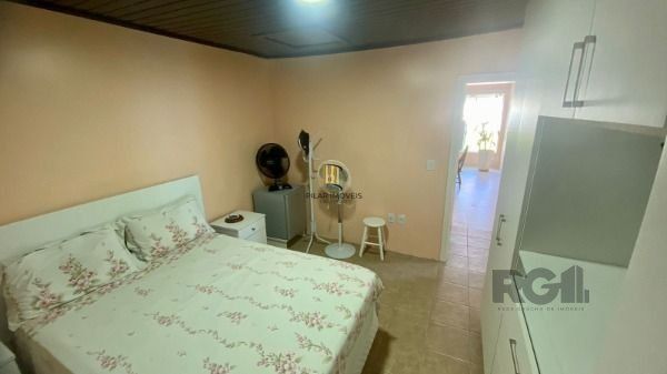 Casa em Porto Alegre, no bairro Vila Assunção, com 3 dormitório(s), e 3 banheiro