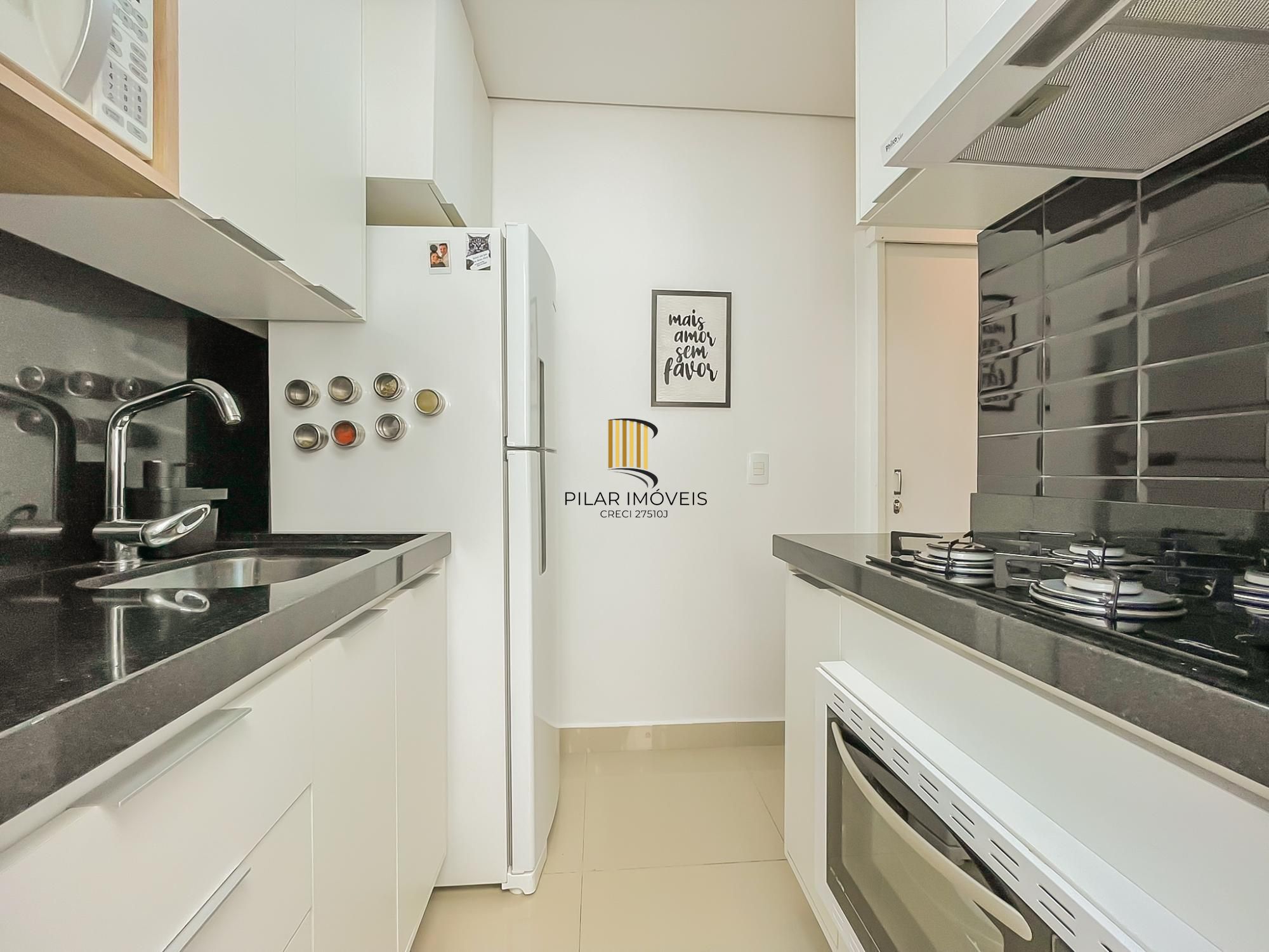 Excelente sobrado em condomínio na Tristeza