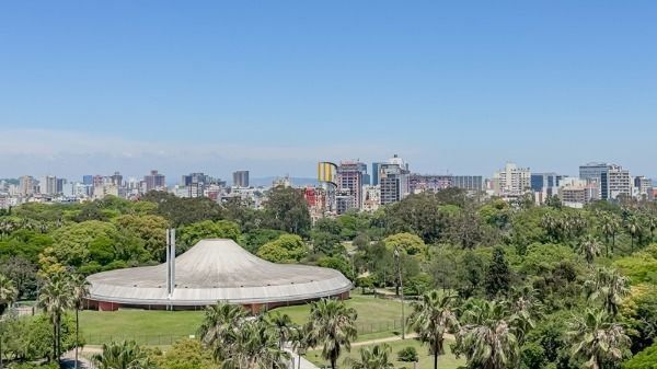 Conjunto/Sala em Porto Alegre, no bairro Bom Fim, e 0 banheiros, à venda.