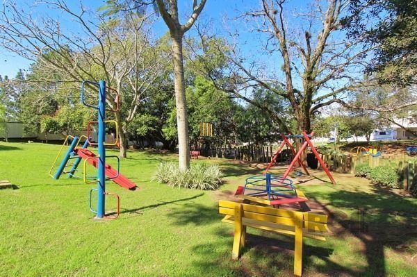 Casa em Porto Alegre, no bairro Aberta dos Morros, com 3 dormitório(s), e 3 banh