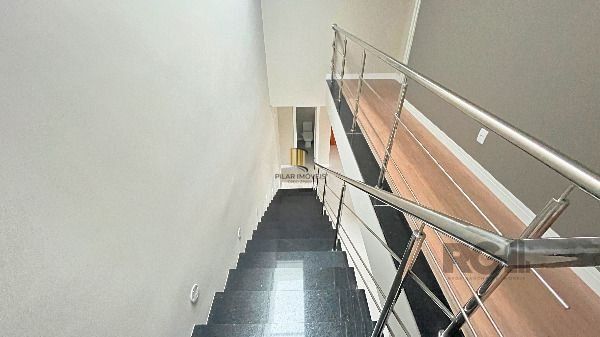 Casa Condominio em Porto Alegre, no bairro Hípica, com 3 dormitório(s), e 3 banh