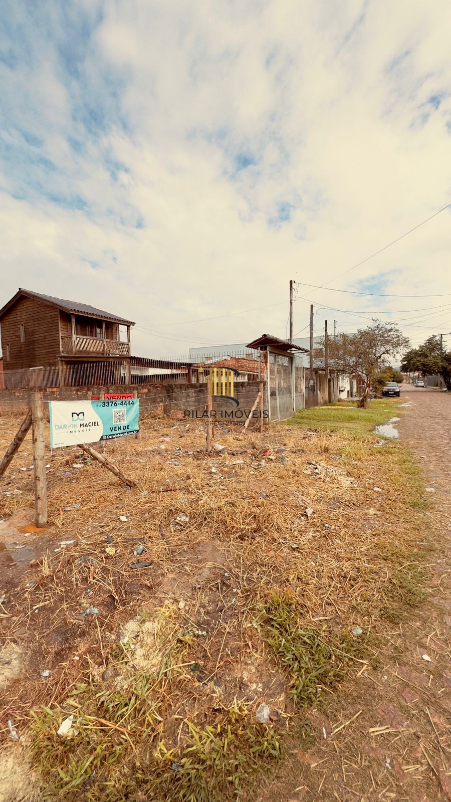 Terreno de esquina para venda, medindo 7,50x 27,25(204,37m²) bairro Hípica.
