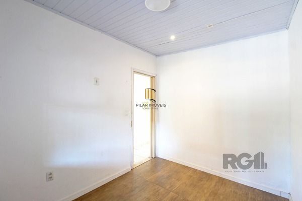 Casa em Porto Alegre, no bairro Restinga, com 2 dormitório(s),