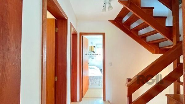 Casa Condominio em Porto Alegre, no bairro Campo Novo, com 3 dormitório(s), e 3 