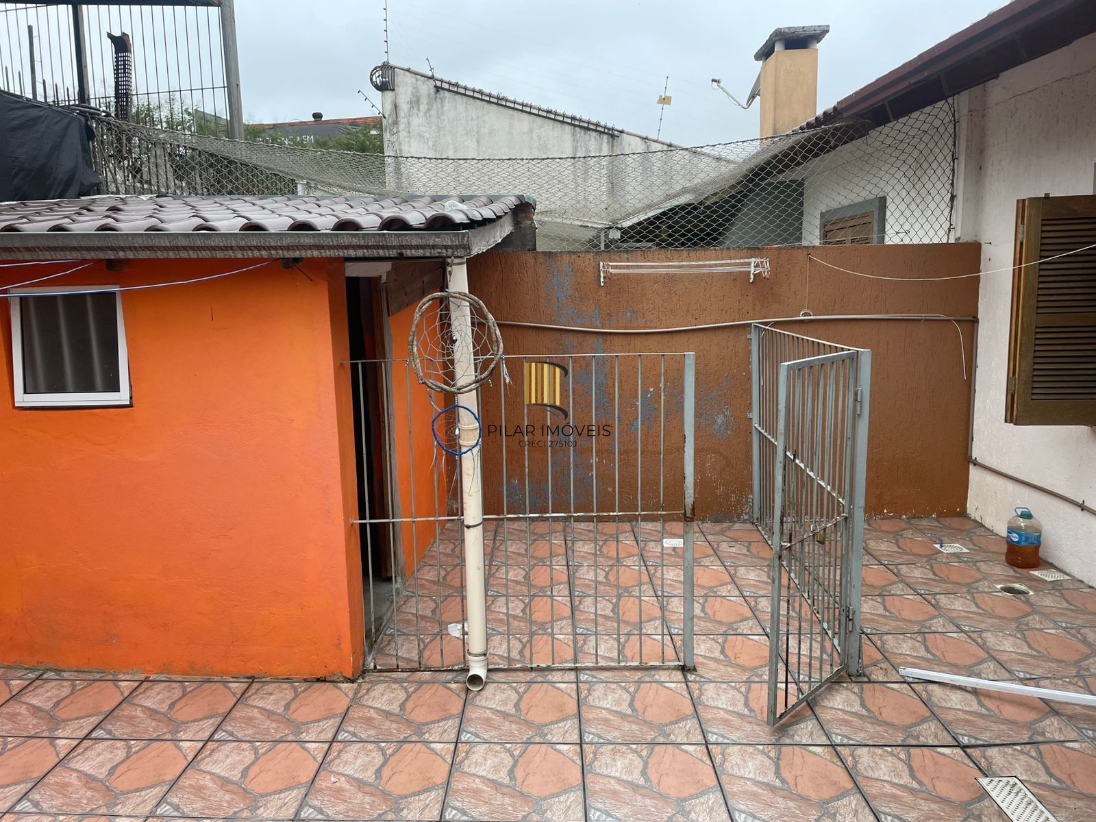 Casa 2 dormitórios no bairro Hípica