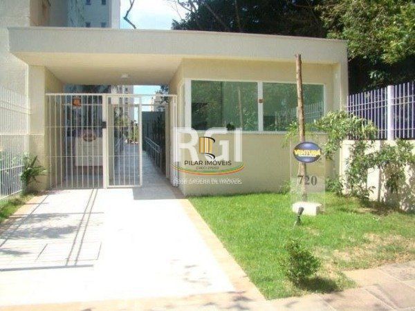 Apartamento em Porto Alegre, no bairro Sarandi, com 3 dormitório(s), e 3 banheir