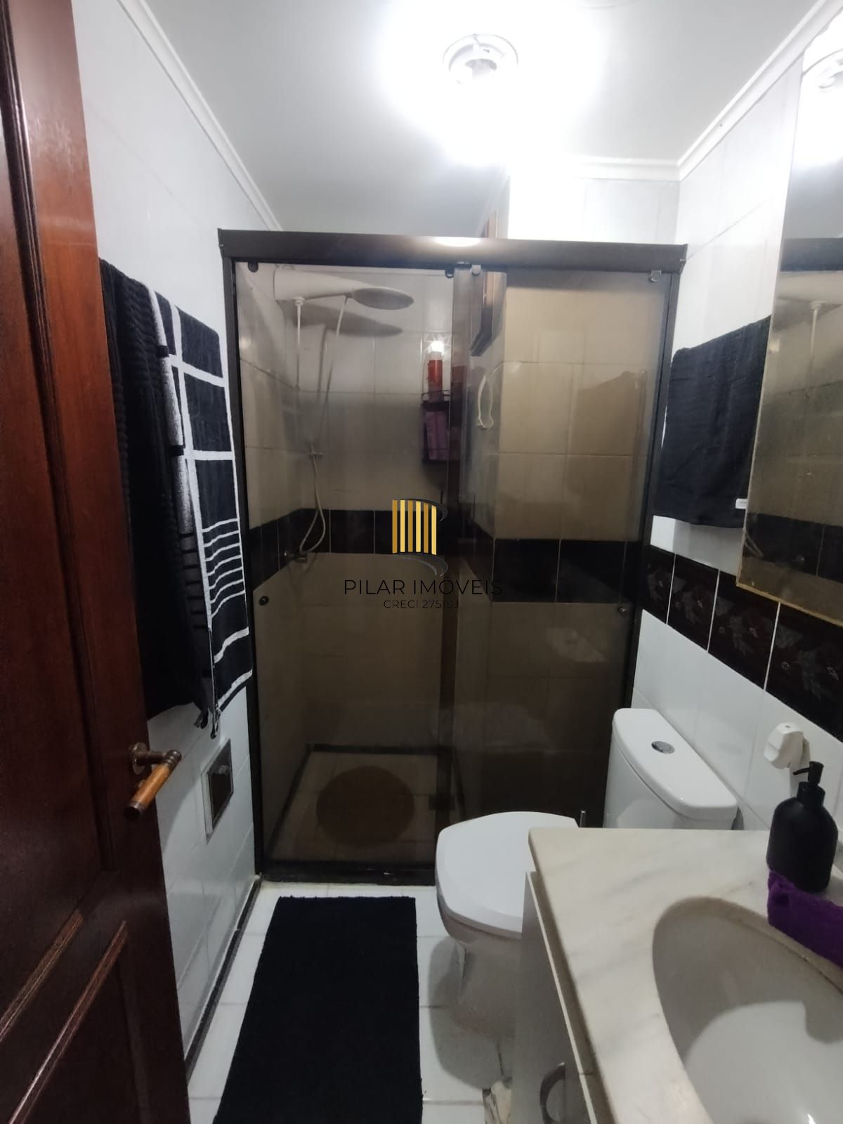 **Imperdível! Apartamento de 2 dormitórios em no Bairro Camaquã**