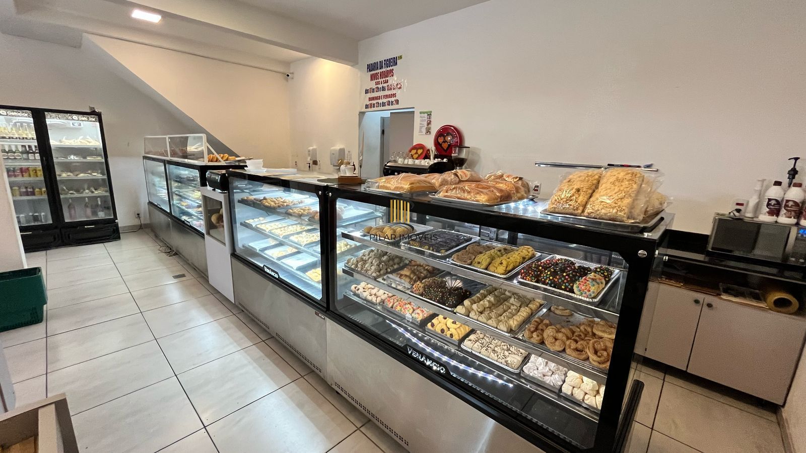 Excelente loja a venda bairro Tristeza, com 202m2. Aceita dação.