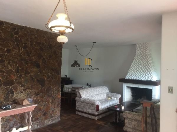 Casa para Venda - 200m², 3 dormitórios, sendo 1 suites, 4 vagas - Ipanema