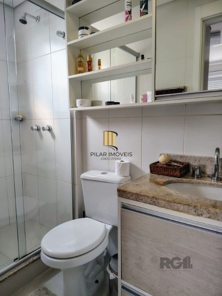 Apartamento em Porto Alegre, no bairro Vila Nova, com 2 dormitório(s), e 2 banhe