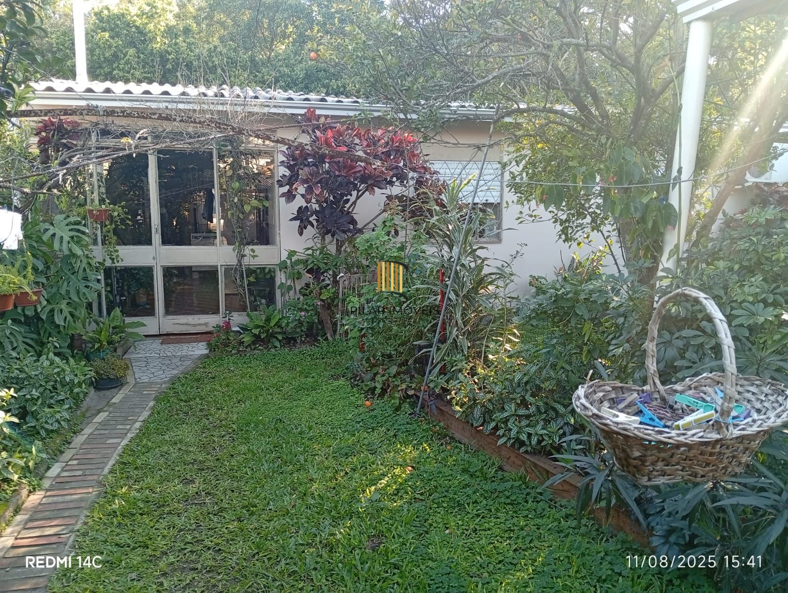 Terreno á venda no bairro Cavalhada em Porto Alegre!