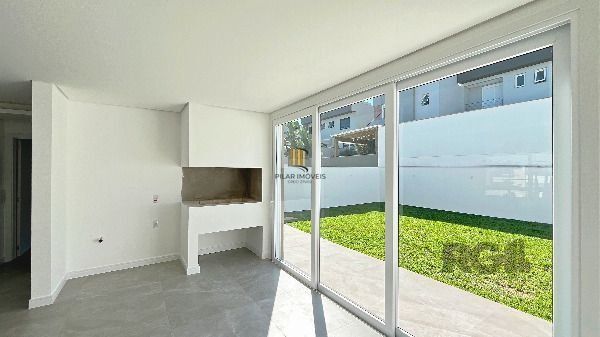 Casa Condominio em Porto Alegre, no bairro Hípica, com 3 dormitório(s), e 3 banh