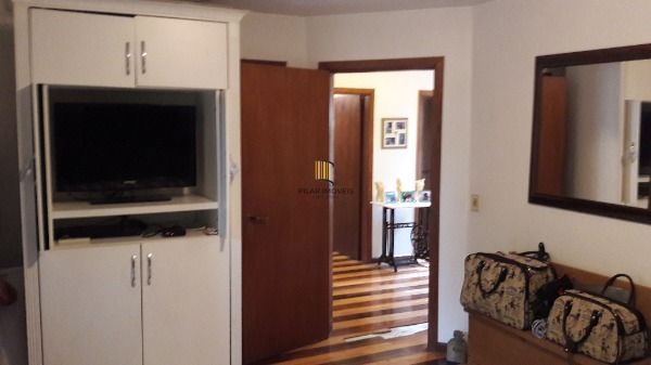 Sobrado para Venda - 240.43m², 3 dormitórios, sendo 1 suites, 2 vagas - Ipanema