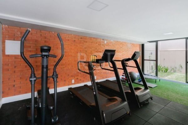 Cobertura para Venda - 150.32m², 2 dormitórios, sendo 1 suites, 2 vagas - Triste