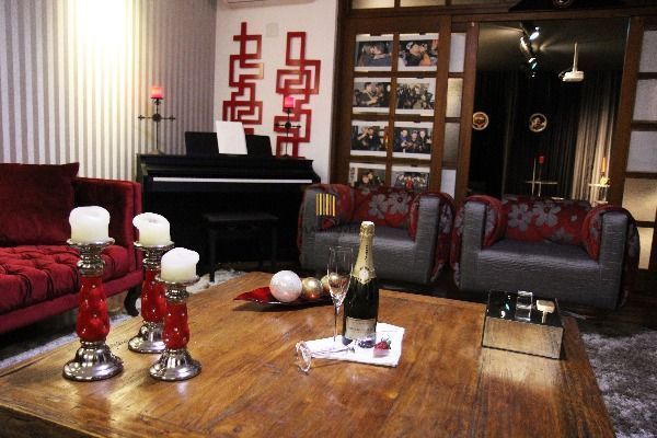 Casa para Venda - 740m², 5 dormitórios, sendo 5 suites, 5 vagas - Jardim Isabel