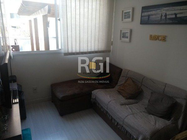Apartamento em Porto Alegre, no bairro Sarandi, com 3 dormitório(s), e 3 banheir