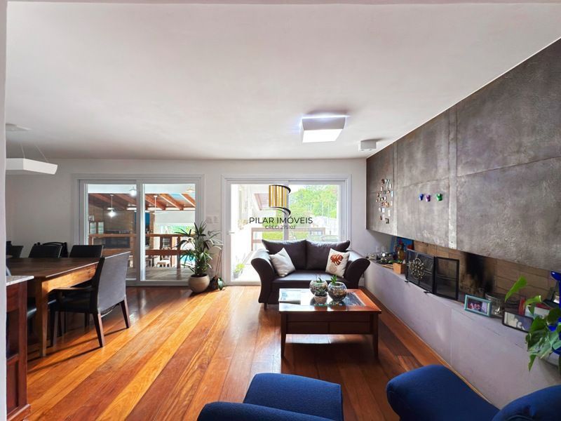 Residência, ótimo padrão com 4 suítes nos altos do Jardim Isabel, com vista pere