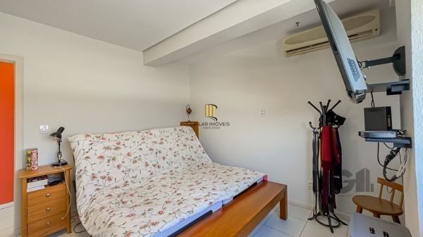 Conjunto/Sala em Porto Alegre, no bairro Bom Fim, e 0 banheiros, à venda.