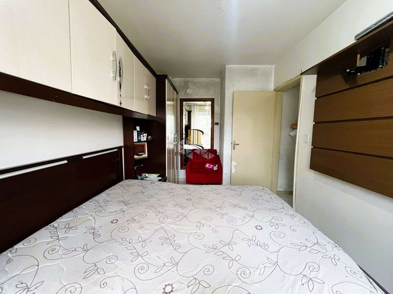 Apartamento 2 dormitórios, perto de todos recursos do bairro.