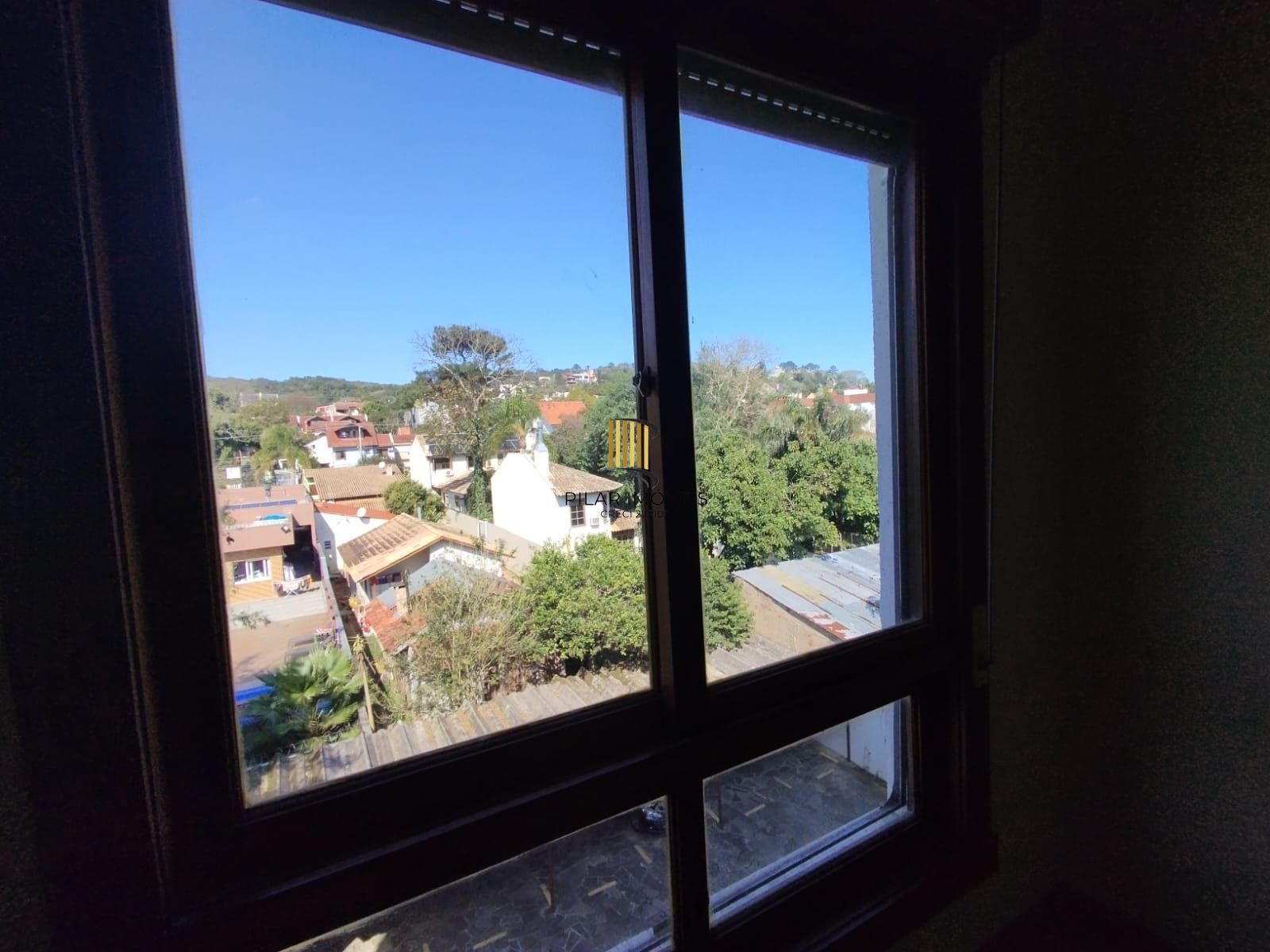 Linda cobertura no bairro Tristeza para venda.