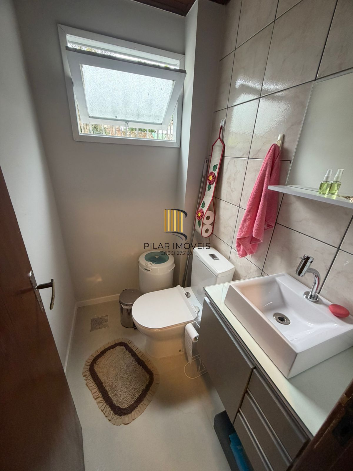Casa Condomínio no bairro Tristeza, com 3 dormitório(s),