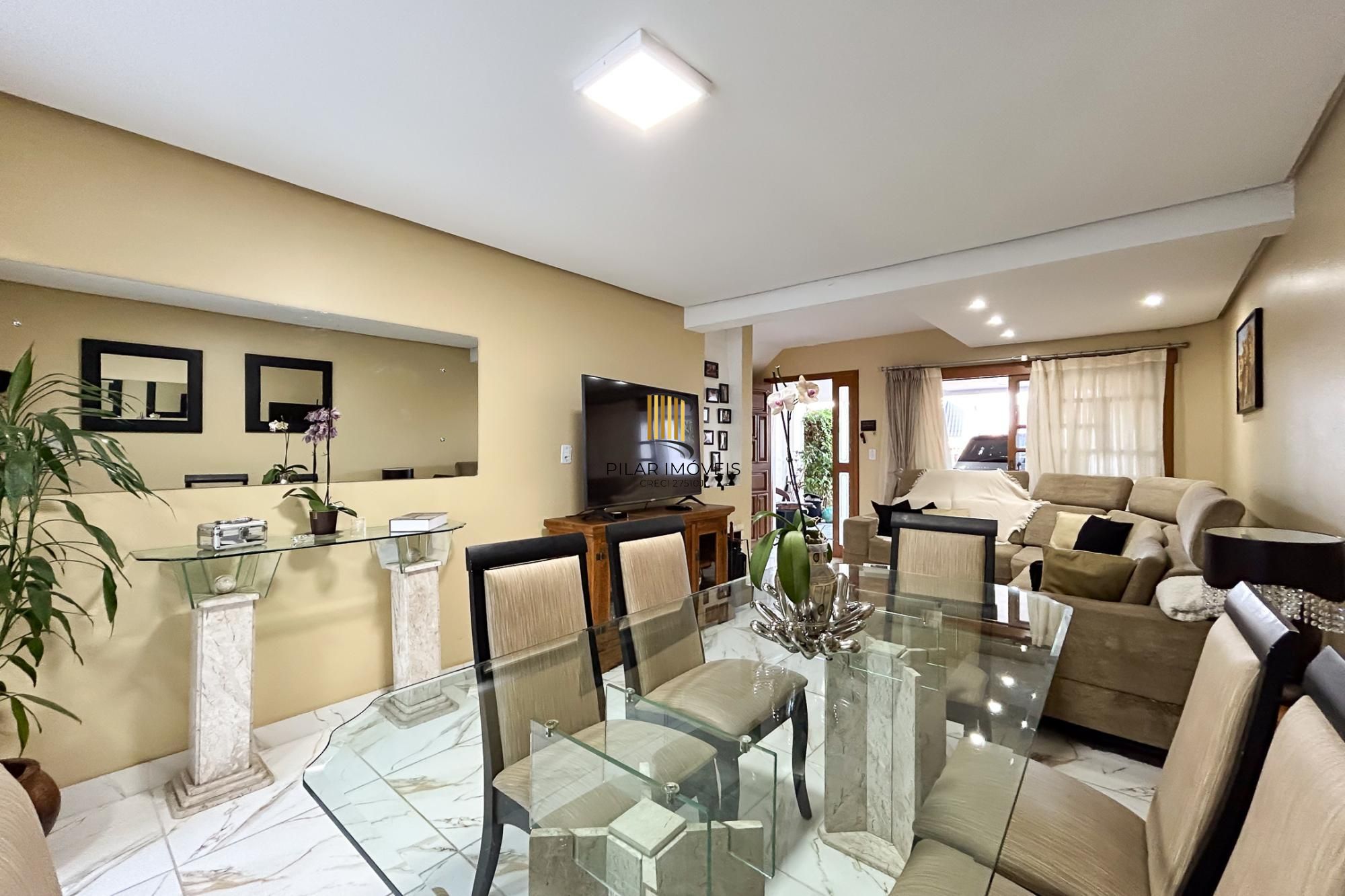 Casa 3 dormitórios no bairro Espírito Santo