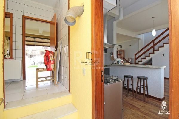 Casa para Venda - 208.06m², 3 dormitórios, sendo 1 suites, 2 vagas - Altos do Ip