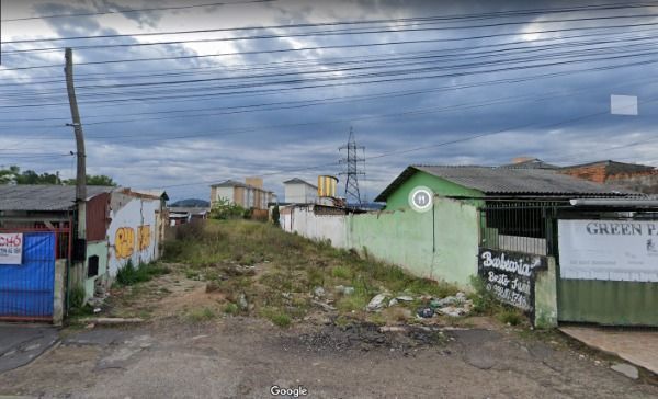 Terreno em Porto Alegre, no bairro Restinga, à venda.