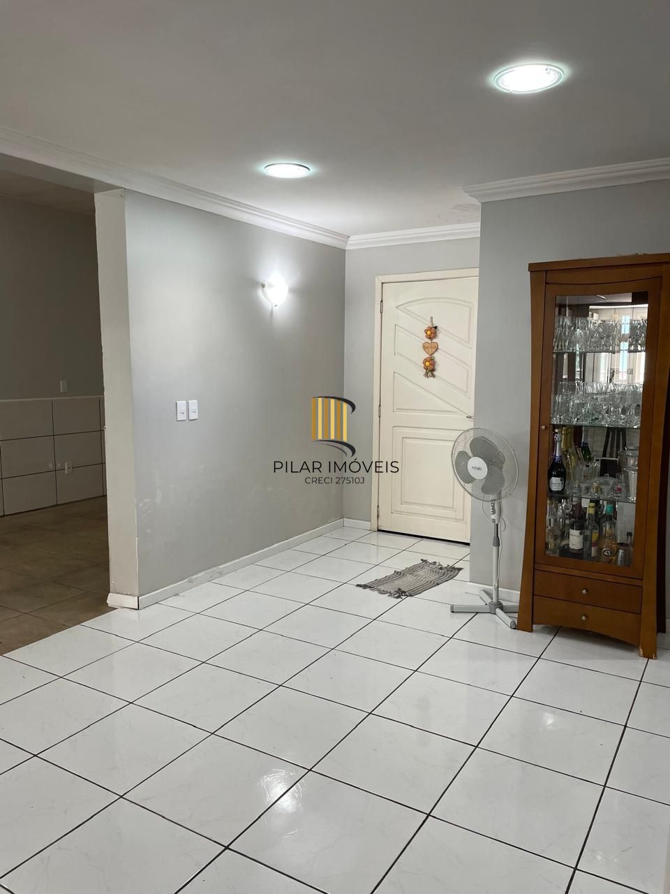 Residência com 4 Dormitório(s) Bairro Vila Nova