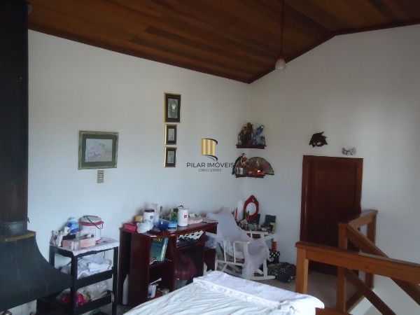 Sobrado para Venda - 158m², 3 dormitórios, sendo 1 suites, 2 vagas - Espirito Sa