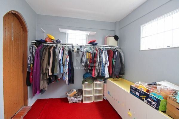 Casa para Venda - 429m², 5 dormitórios, sendo 1 suites, 3 vagas - Ipanema