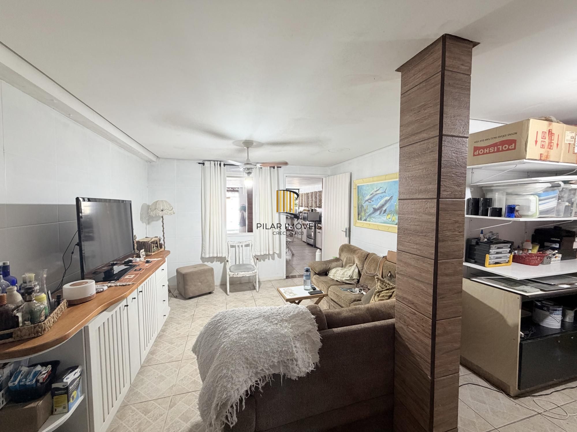 Casa 4 dormitórios no bairro Serraria