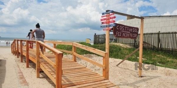 Casa 2 dormitórios à venda Costa do Sol Cidreira/RS