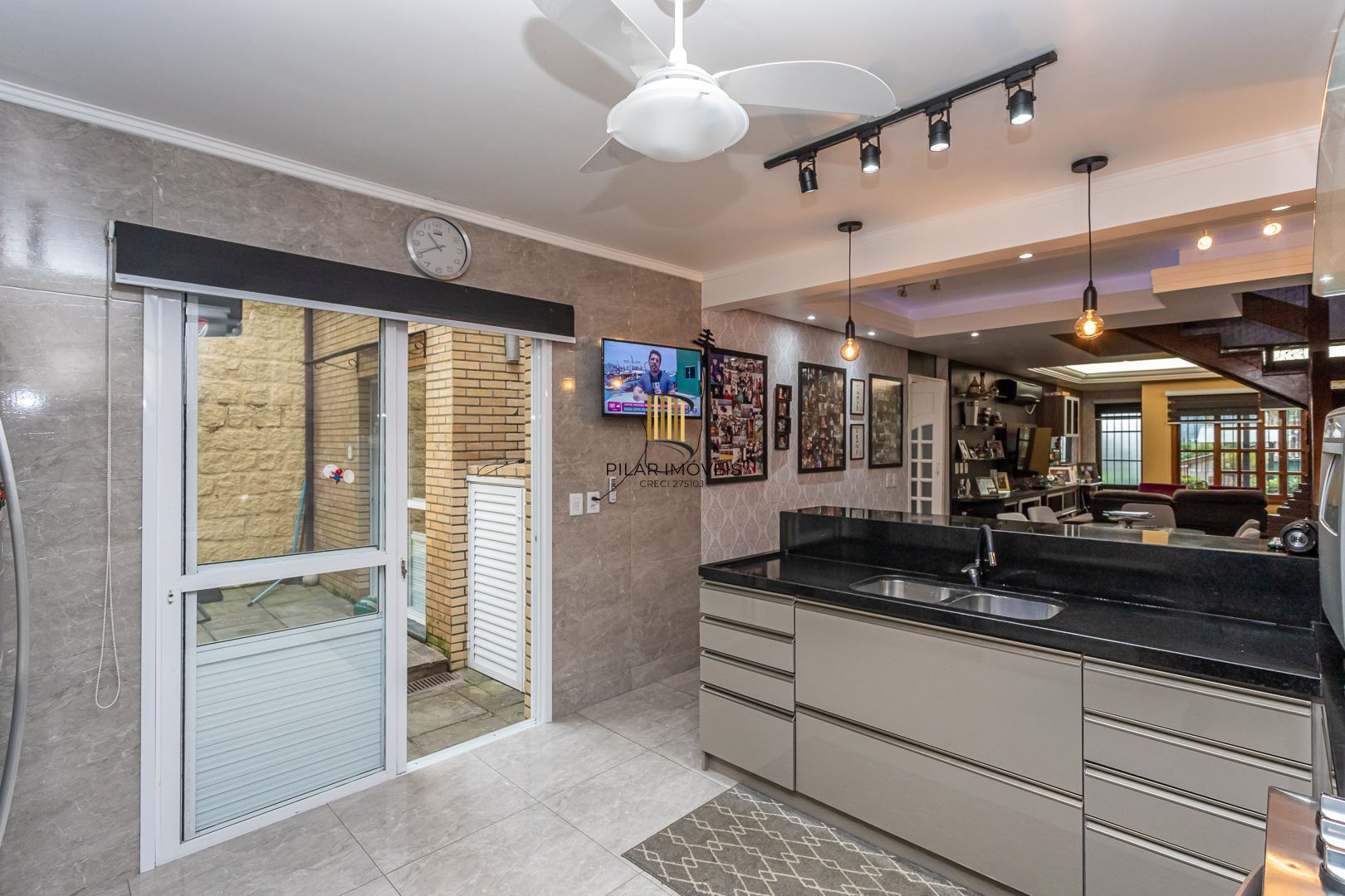 Excelente casa de dois pavimentos no bairro Ipanema – Zona Sul de Porto Alegre