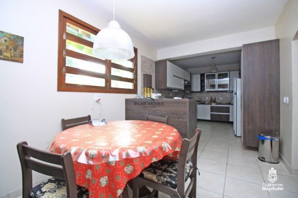 Casa para Venda - 200m², 3 dormitórios, sendo 1 suites, 4 vagas - Ipanema
