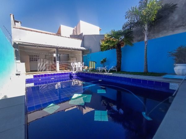 Casa para Venda - 183m², 3 dormitórios, sendo 1 suites, 3 vagas - Nova Ipanema