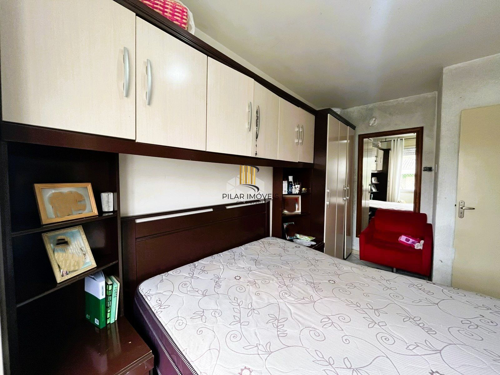 Apartamento 2 dormitórios, perto de todos recursos do bairro.