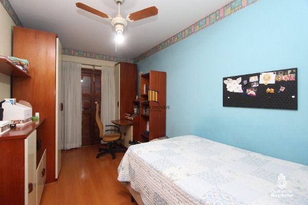Casa para Venda - 200m², 4 dormitórios, sendo 1 suites, 3 vagas - Ipanema