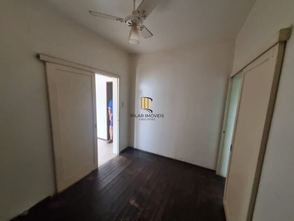 Casa 4 dormitórios à venda Camaquã Porto Alegre/RS