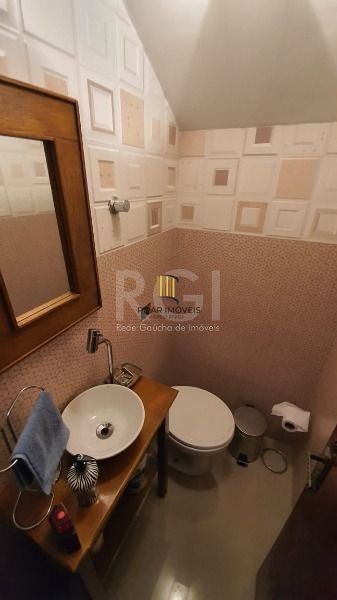 Casa para Venda - 231.52m², 3 dormitórios, sendo 1 suites, 2 vagas - Imperial Pa