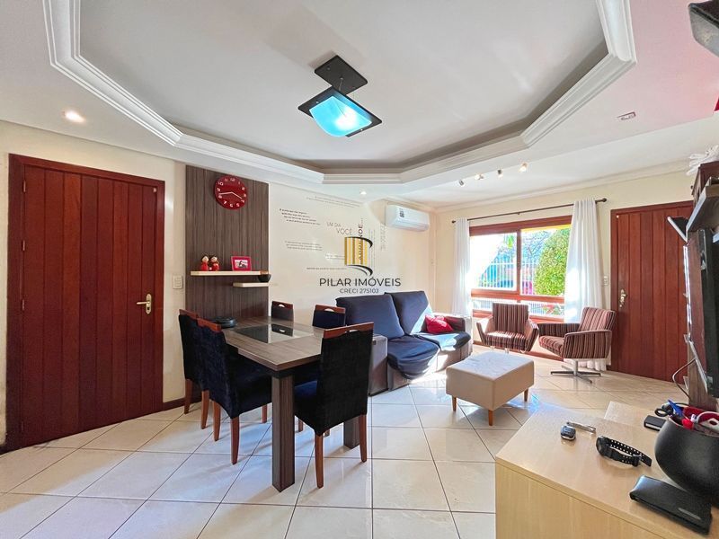 Residência com 2 dormitórios no  Residencial Jardins do Prado.