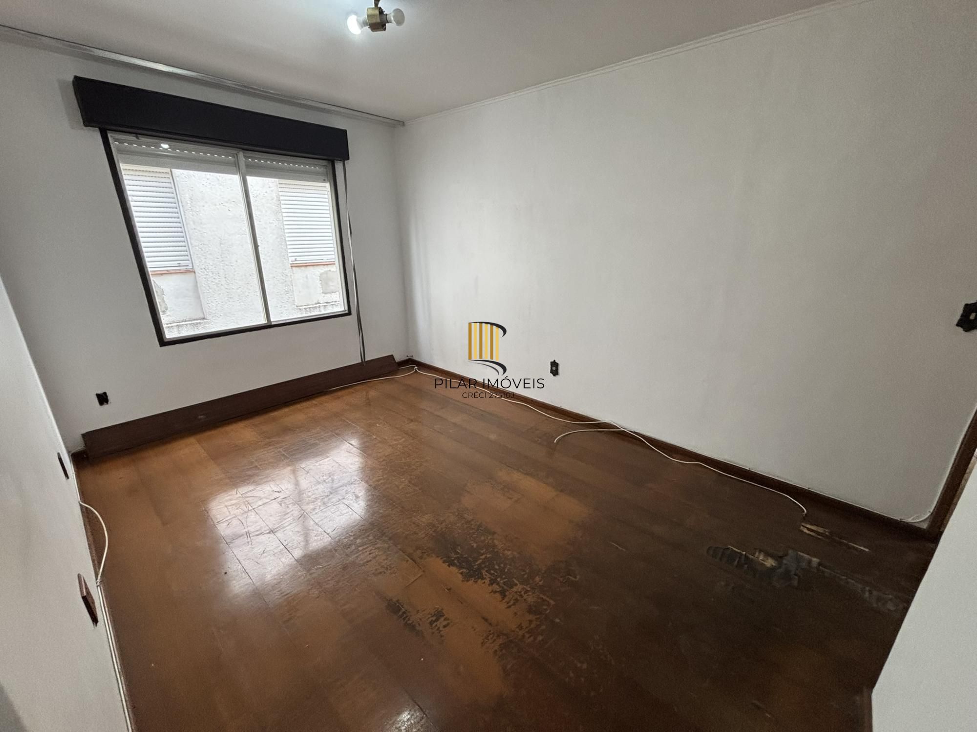 Apartamento de 2 dormitórios no bairro Tristeza.