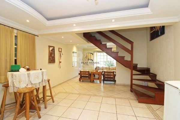 Casa para Venda - 154m², 3 dormitórios, sendo 1 suites, 4 vagas - Ipanema